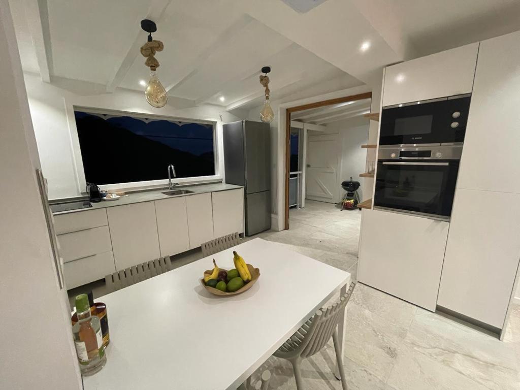 Les Appart Villa Sunbay Caraibes Avec Piscine Privative Vue Mer Et Montagne Le François Екстериор снимка