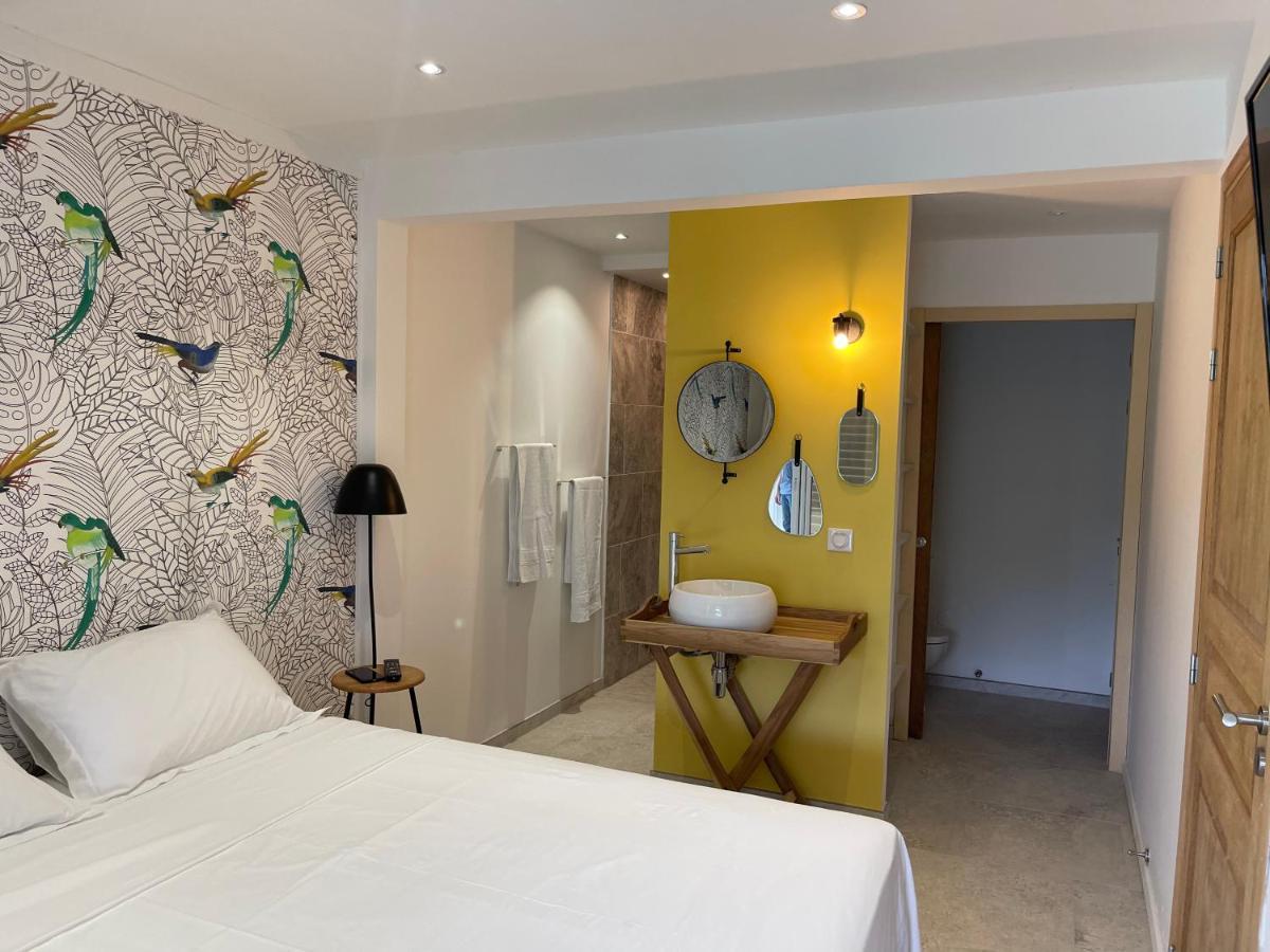 Les Appart Villa Sunbay Caraibes Avec Piscine Privative Vue Mer Et Montagne Le François Екстериор снимка