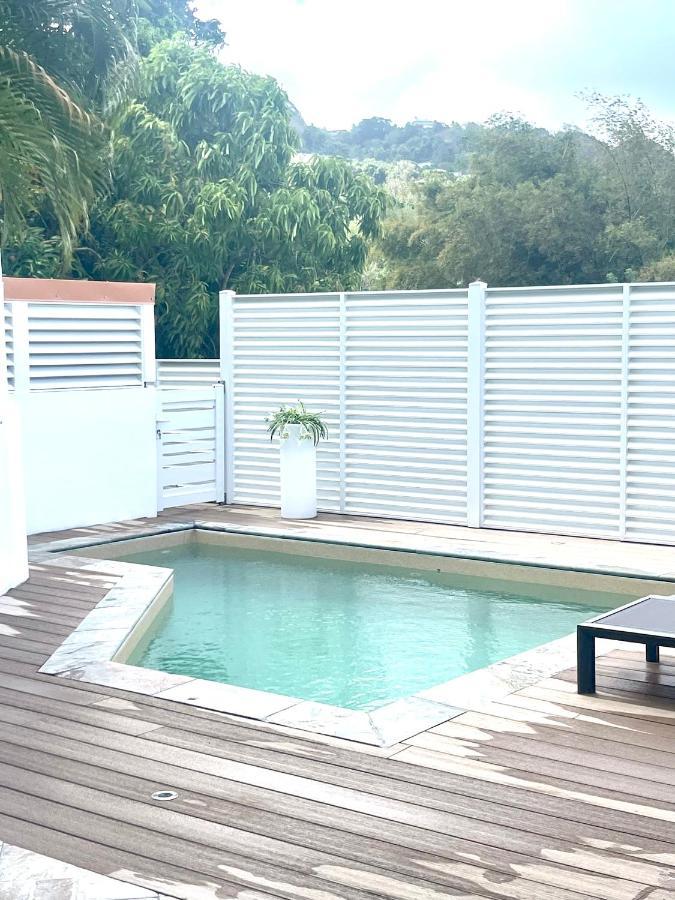 Les Appart Villa Sunbay Caraibes Avec Piscine Privative Vue Mer Et Montagne Le François Екстериор снимка