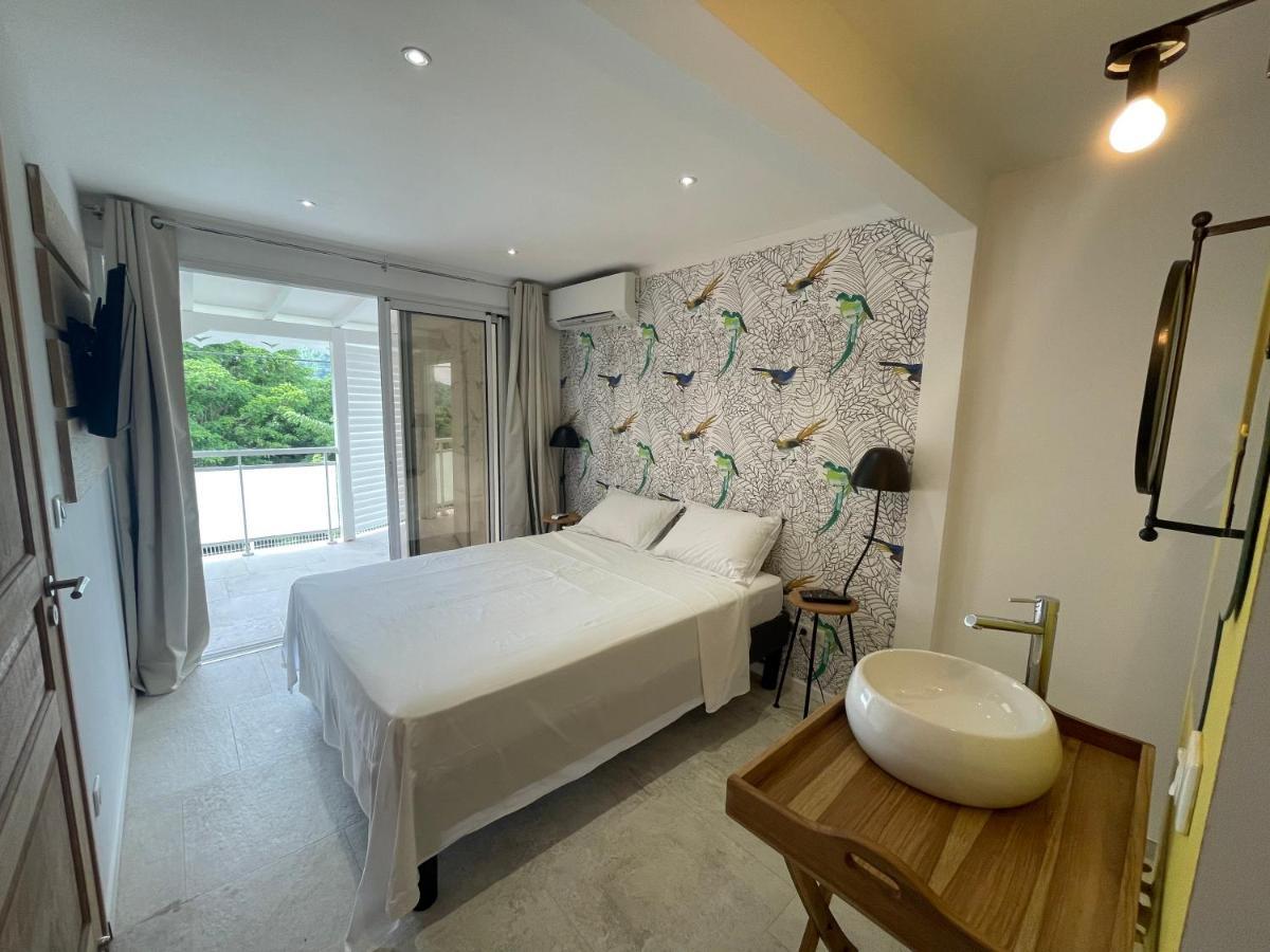 Les Appart Villa Sunbay Caraibes Avec Piscine Privative Vue Mer Et Montagne Le François Екстериор снимка