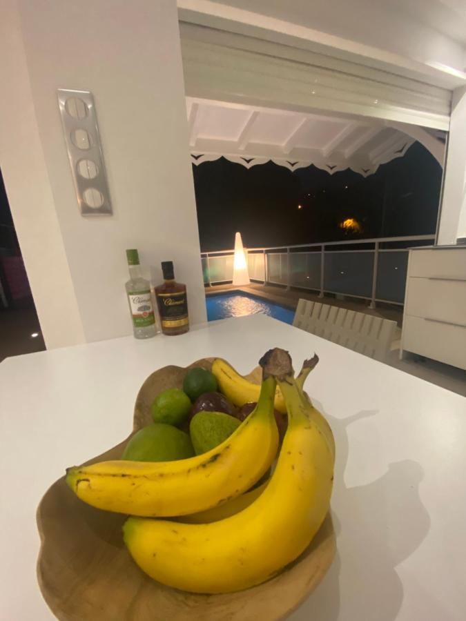 Les Appart Villa Sunbay Caraibes Avec Piscine Privative Vue Mer Et Montagne Le François Екстериор снимка