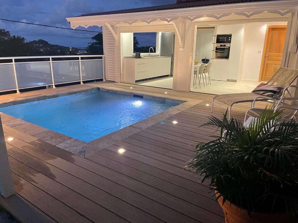 Les Appart Villa Sunbay Caraibes Avec Piscine Privative Vue Mer Et Montagne Le François Екстериор снимка