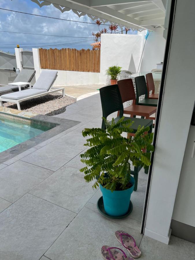 Les Appart Villa Sunbay Caraibes Avec Piscine Privative Vue Mer Et Montagne Le François Екстериор снимка