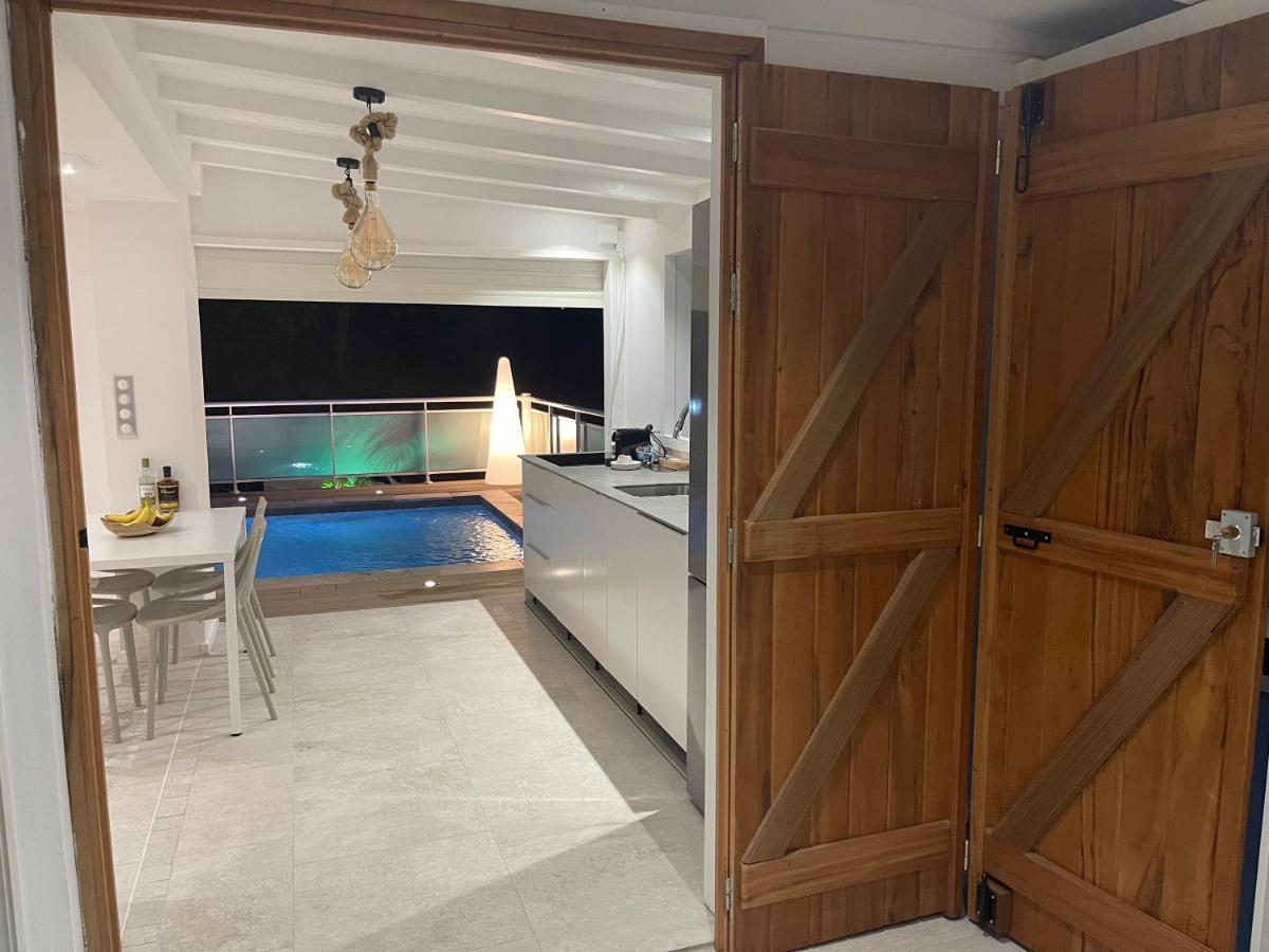 Les Appart Villa Sunbay Caraibes Avec Piscine Privative Vue Mer Et Montagne Le François Екстериор снимка