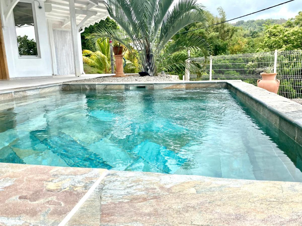 Les Appart Villa Sunbay Caraibes Avec Piscine Privative Vue Mer Et Montagne Le François Екстериор снимка